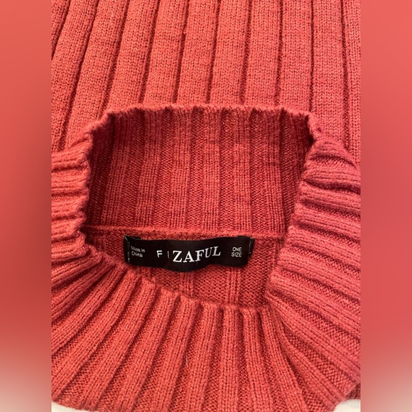 Rust color mock Turtleneck cropped sweater - Picture 2 of 3